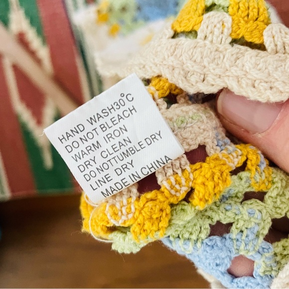 Cropped Cotton Crochet Tank - Picture 5 of 8